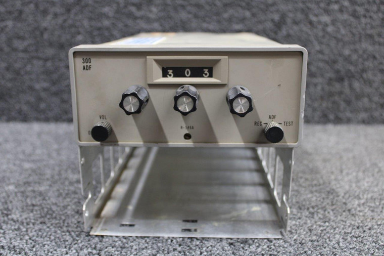 41240-1001 Aircraft Radio Corporation R-546A Receiver Radio W/ Tray (SA)