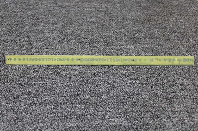 85616-003 (ALT: 10133-0601) Piper Angle (NEW OLD STOCK) (SA)