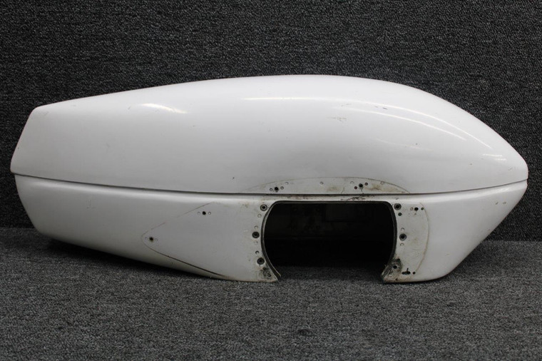 0541223-17 (USE: GF0541223-01) Cessna 172R Wheel Pant Assy W/ Door LH