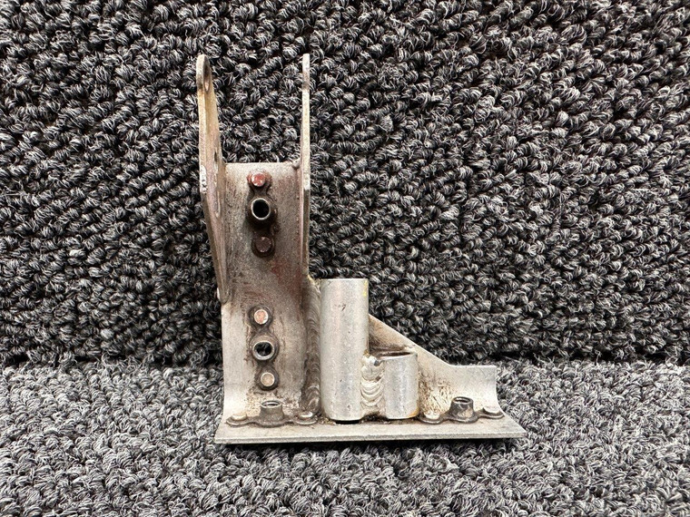 310074 (ALT: 310074-000) Mooney M20C Cabin Door Latch Housing Assembly
