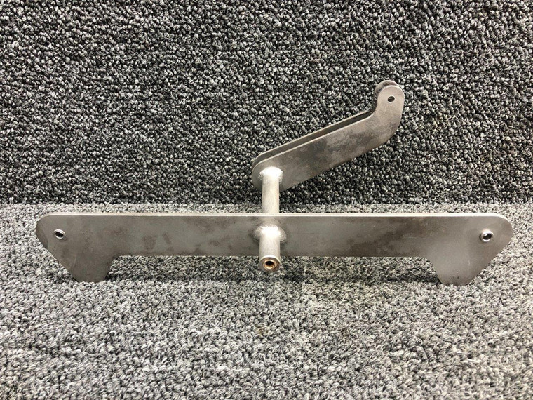 35730-003 Piper PA28R-201 Aileron Bellcrank Assembly RH (Bead Blasted)