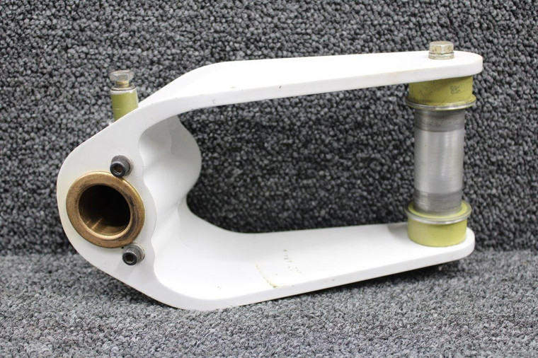 0942005-1 Cessna 162 Nose Gear Fork with Axle and Ferrules