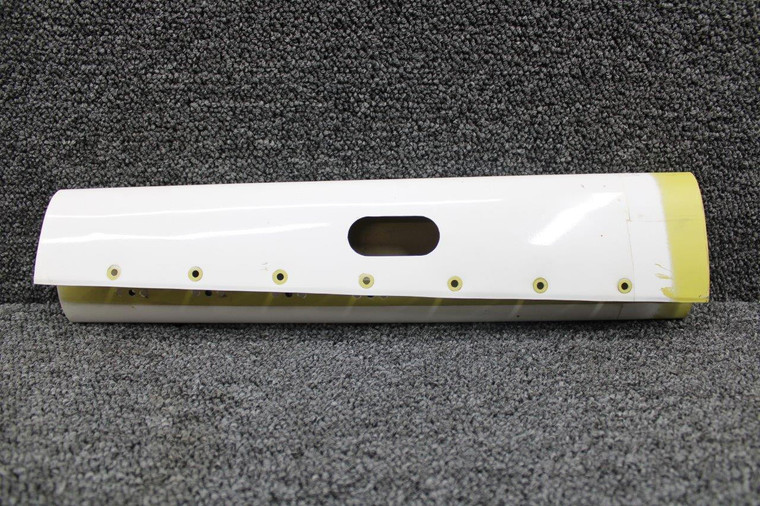 0941210-16 (Use: 0941210-20) Cessna 162 Main Gear Leg Fairing Assembly RH