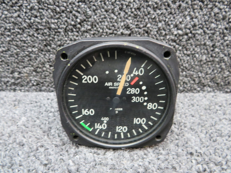 1426-47J-B17 Bendix Airspeed Indicator (40-400 Knots)