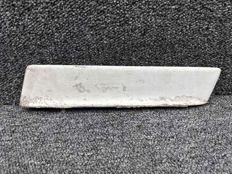 35-5016 Communication Components Blade Antenna (Minor Corrosion)