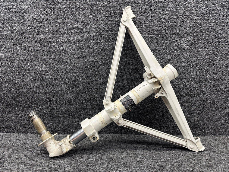 35-810026-613 Beechcraft F33A Main Landing Gear Assembly LH