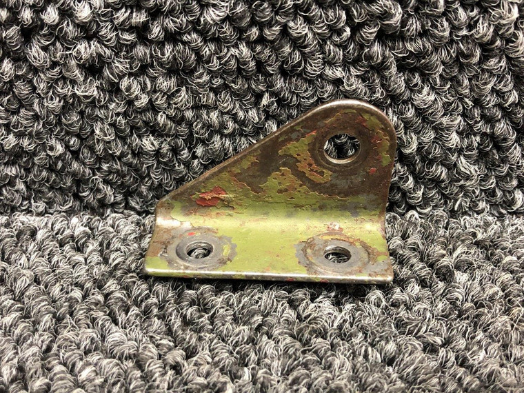 0510205-4 Cessna 172K Seat Belt Attach Bracket Inboard LH or Outboard RH