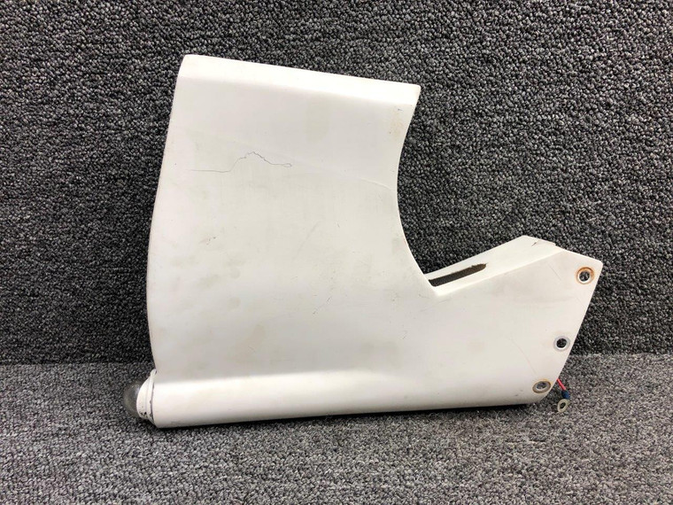 38402-005, 472-736 Piper PA28RT-201T Aft Tail Fin Fairing with Light