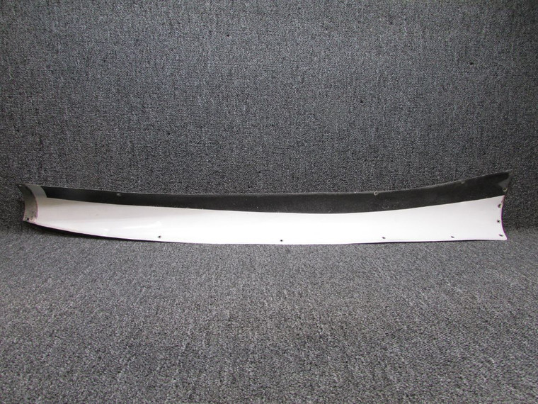 0800056-8 Cessna T310R Upper Center Wing Fillet RH (Grip Strip)