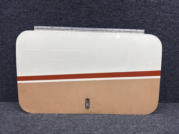 1211141-8, 1211128-1 Cessna 210 Baggage Door Structure with Lock and Ring Pull