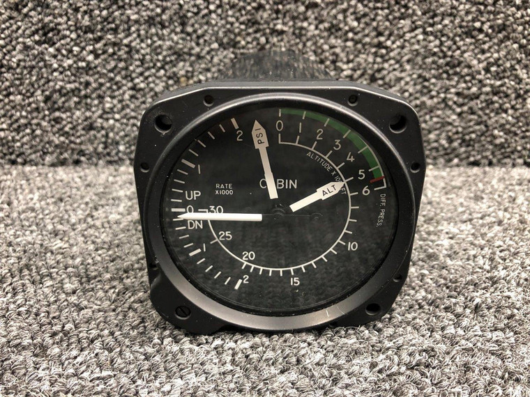 3300-J39 United Instruments Multifunction Tri-Gauge Assembly (Core)