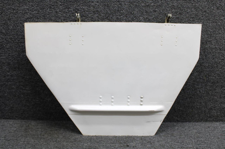 35-815055-69 (Use: 35-815055-215) Beechcraft 95-C55 Main Gear Door Outboard RH