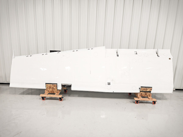1220002-33 Cessna 210 Wing Structure Assembly LH (Hail Damage)