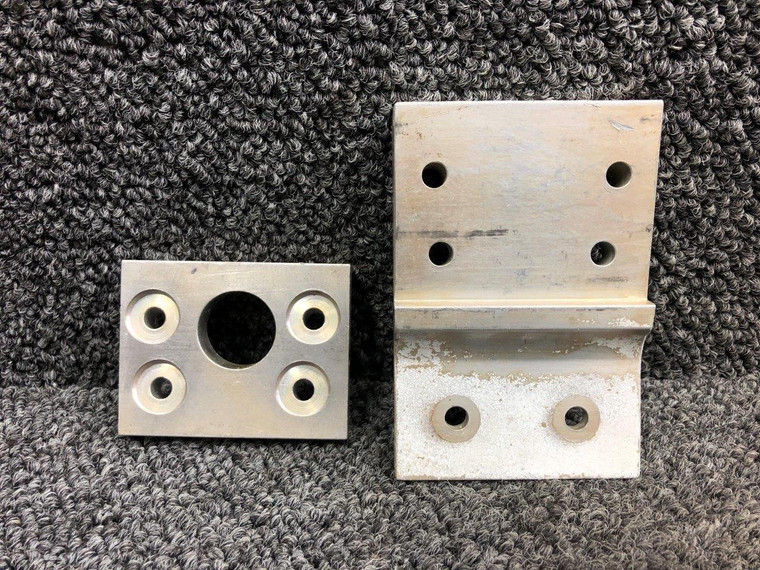 210067-009 (Use: 210067-001) Mooney Main Gear Attach Bracket LH (Minus Zerk)