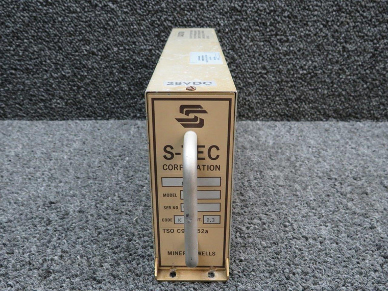 0109 S-Tec Autopilot Roll Computer (28V)