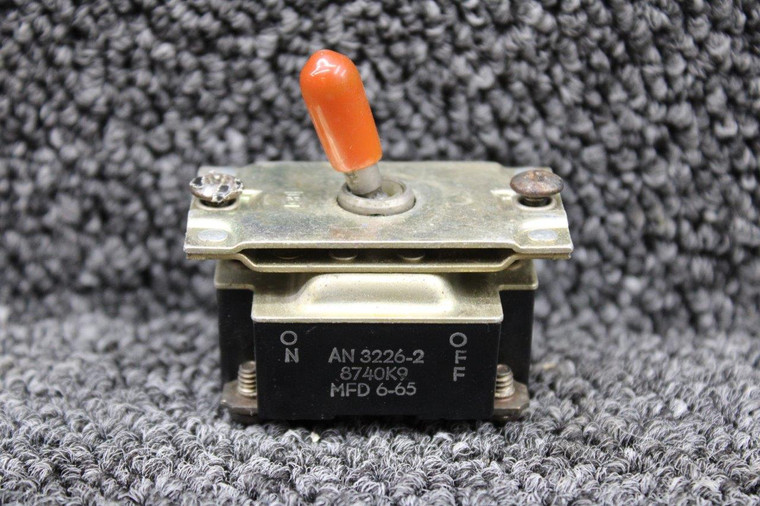 AN3226-2 (Alt: 8740K9) Cutler-Hammer Master Toggle Switch