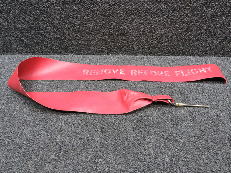 Remove Before Flight Banner (Faded Lettering)