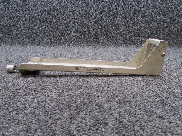 622-1194-001 Collins Radio 390R-18 Mounting Tray (Open back)