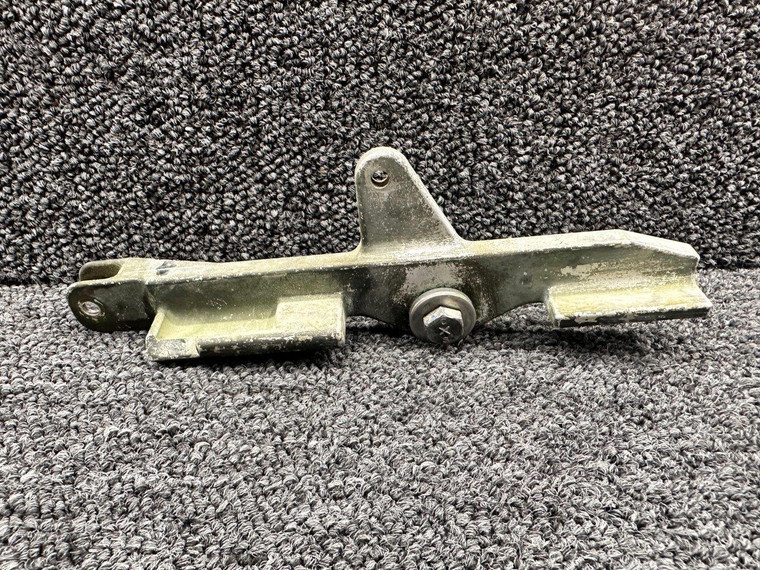 83626-002 (Use: 83626-004) Piper PA46-310P Nose Gear Steering Arm
