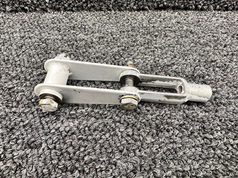82978-002 Piper PA46-310P Flap Drive Idler Arm