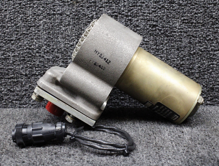 1C15-7 (Alt: 84100-2) Airborne Fuel Pump (Volts: 28, Amps: 6)