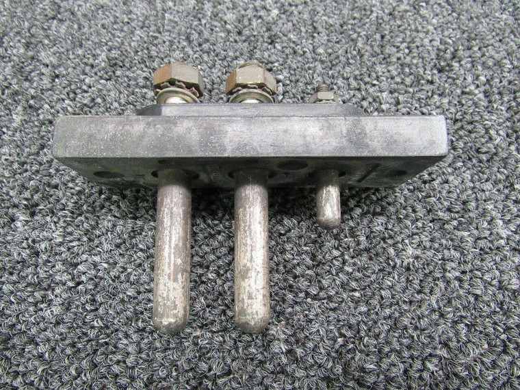 AN2552A-3A (Use: MS3506-1) Beechcraft External Power Receptacle (28V)