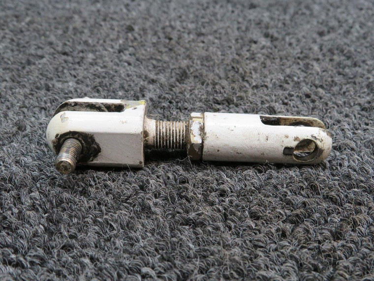 115-810075-1, 115-810075-3 Beechcraft King Air 100 Clevis Bolt &amp; Clevis Barrel