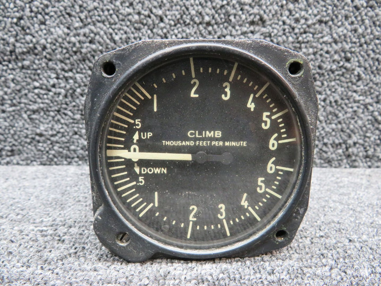 1640-6E-A1 Pioneer Rate of Climb Indicator