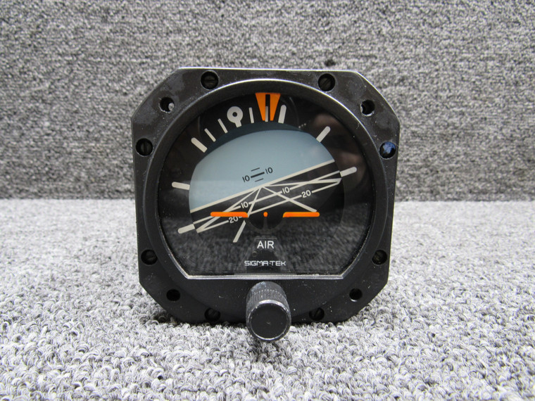 23-501-06-9 Sigma Tek 5000B-20 Attitude Gyro Indicator