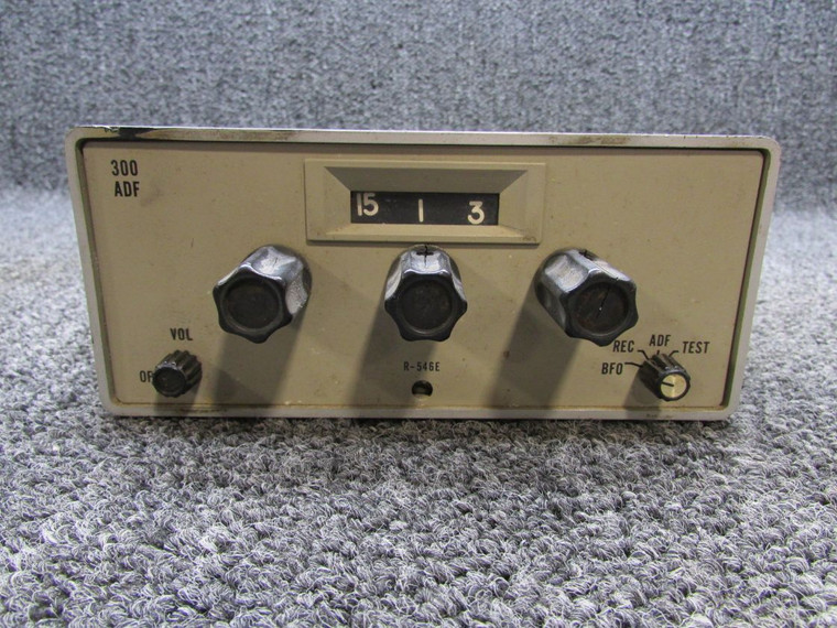 41240-0101 ARC R-546E ADF Receiver with Mods, Tray, Tan (Cracked Knob, Core)