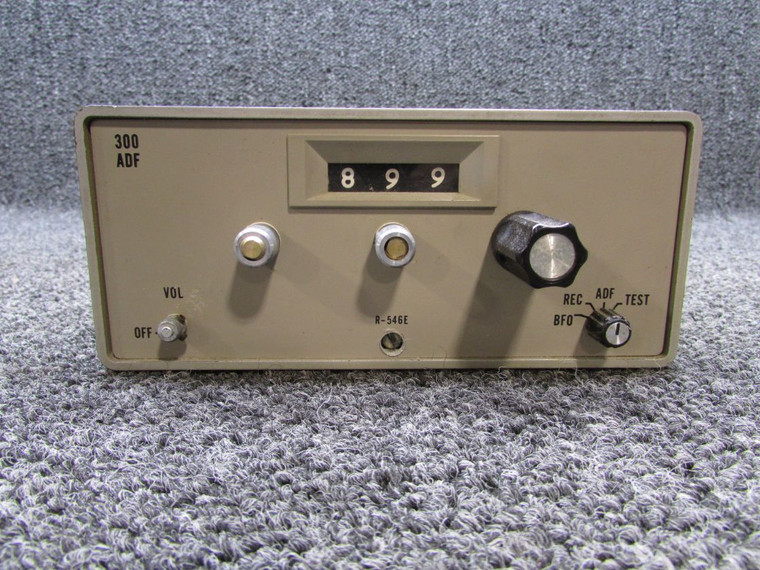 41240-0101 ARC R-546E ADF Receiver with Mods, Tray, Tan (Missing Knobs, Core)