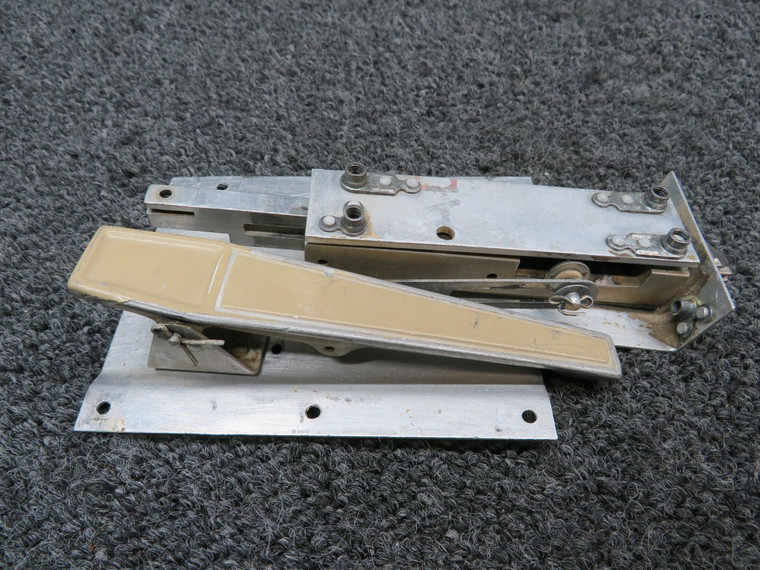 1717039-1 Cessna 177 Cabin Door Latch Assembly LH (Missing Some Hardware)