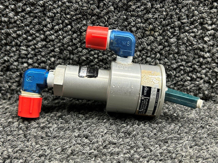 2440 Fluid Power Inc CRU-18/A Oxygen On, Off Toggle Valve