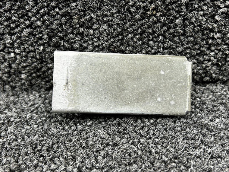 0413389-1 (Use: 0413389-4) Cessna 150J Cabin Door Handle LH or RH
