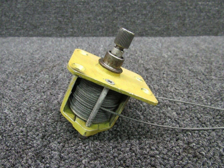 40038-000 Piper PA31-310 Screw Rudder Trim Tab Assy