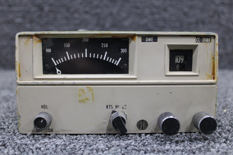 C582602-0304 King Radio KN-60C DME Unit with Tray (Volts: 14 or 28)