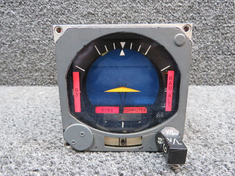 522-3206-004 Collins 329B-7A Flight Director Indicator (Volts: 26) (Missing Knob)