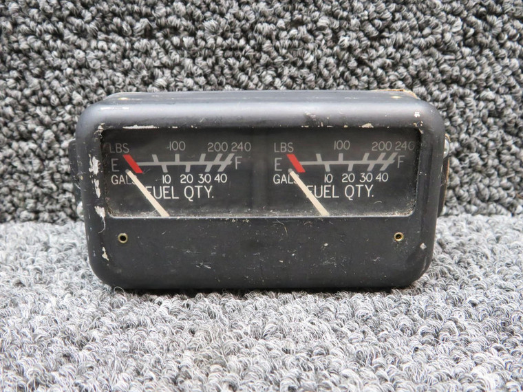 C669562-0107 Rochester 6247-00163 Dual Fuel Gauge Cluster (Volts: 28)