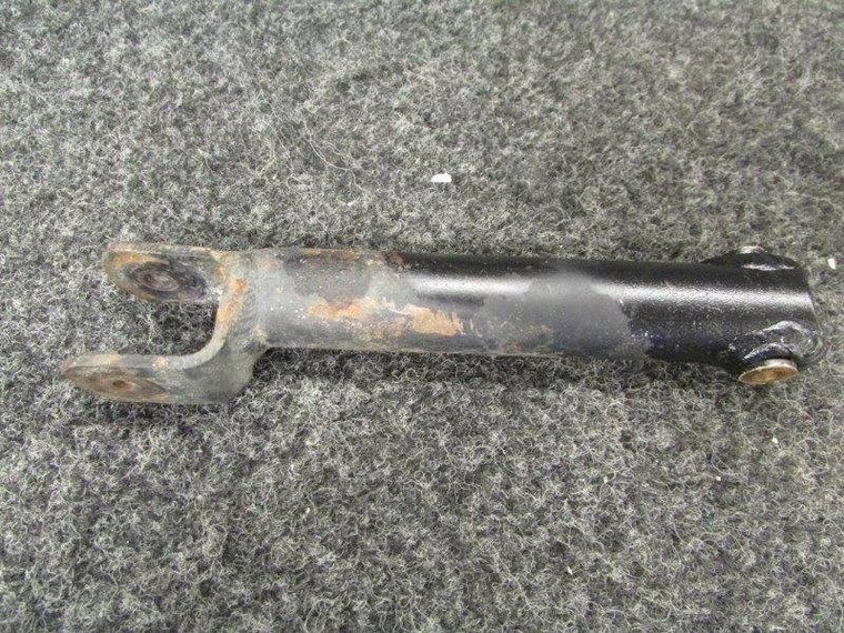 67066-000 Piper PA28R Stabilator Idler Arm Assembly