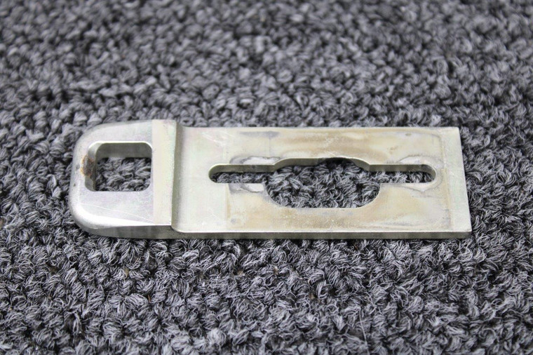 101286-009 Piper PA46-350P Cabin Door Latch Plate Aft
