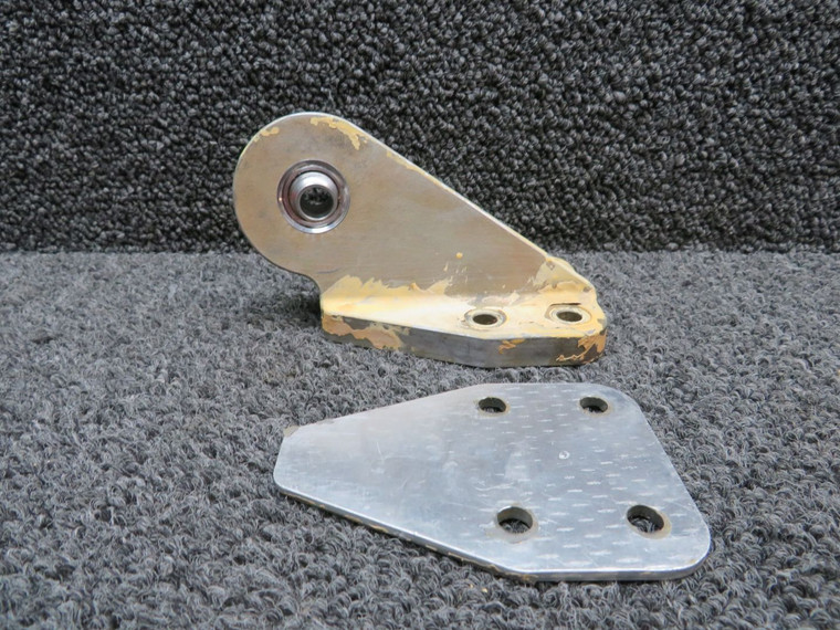 206-031-593-001 Bell 206B Fitting Assembly Forward LH