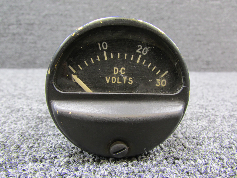 8DW84LVA213 General Electric DC Volts Indicator with Connector (Worn Face)