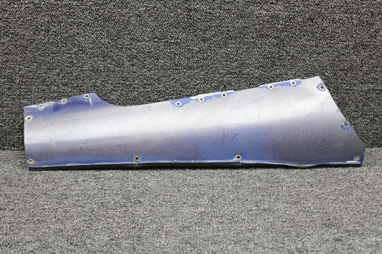 5112001-2 Cessna 401A Tail Fairing Upper Forward RH (Colored)