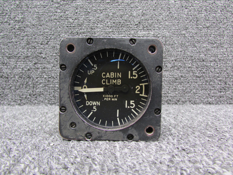 35020-1174 (Alt: 27-19136-1) Aerosonic Rate of Climb Indicator