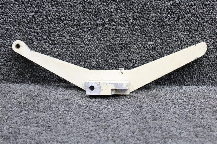 35735-002 Piper PA28RT-201T Nose Gear Spring Arm
