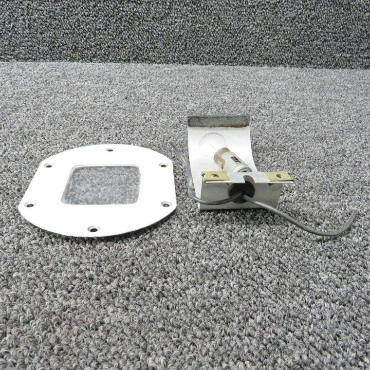 1222128-1, 0700616-1 Cessna P210N Courtesy Light and Cover (28V)