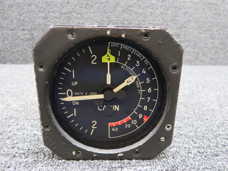 15900-901 Intercontinental Dynamics Tri Cabin Indicator with Mods (Worn Face)
