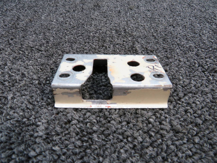0711695-12 Cessna 182Q Cover Clutch Assembly RH