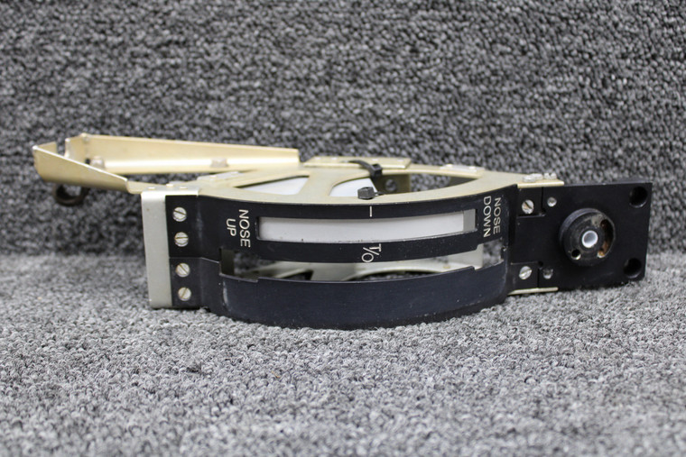 DA4-2738-11-00 Diamond DA40-180 Elevator Trim Wheel Mount Assembly