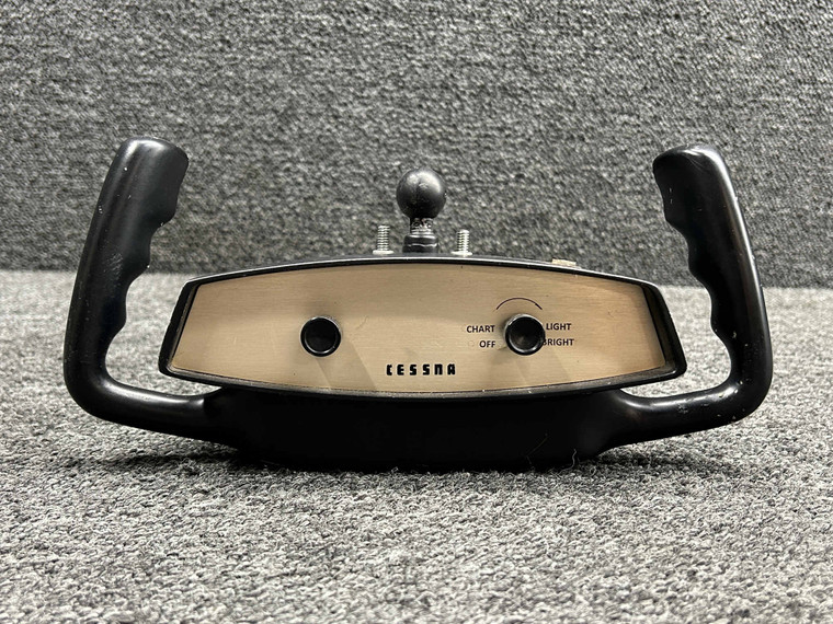 0861323-4 Cessna 310I Co-Pilot Control Wheel w Switches (L: 17-7/8") (D: 1.245")